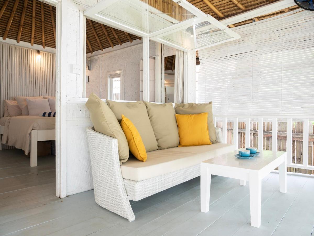 Seaside Cottage, Gili Air Exterior photo