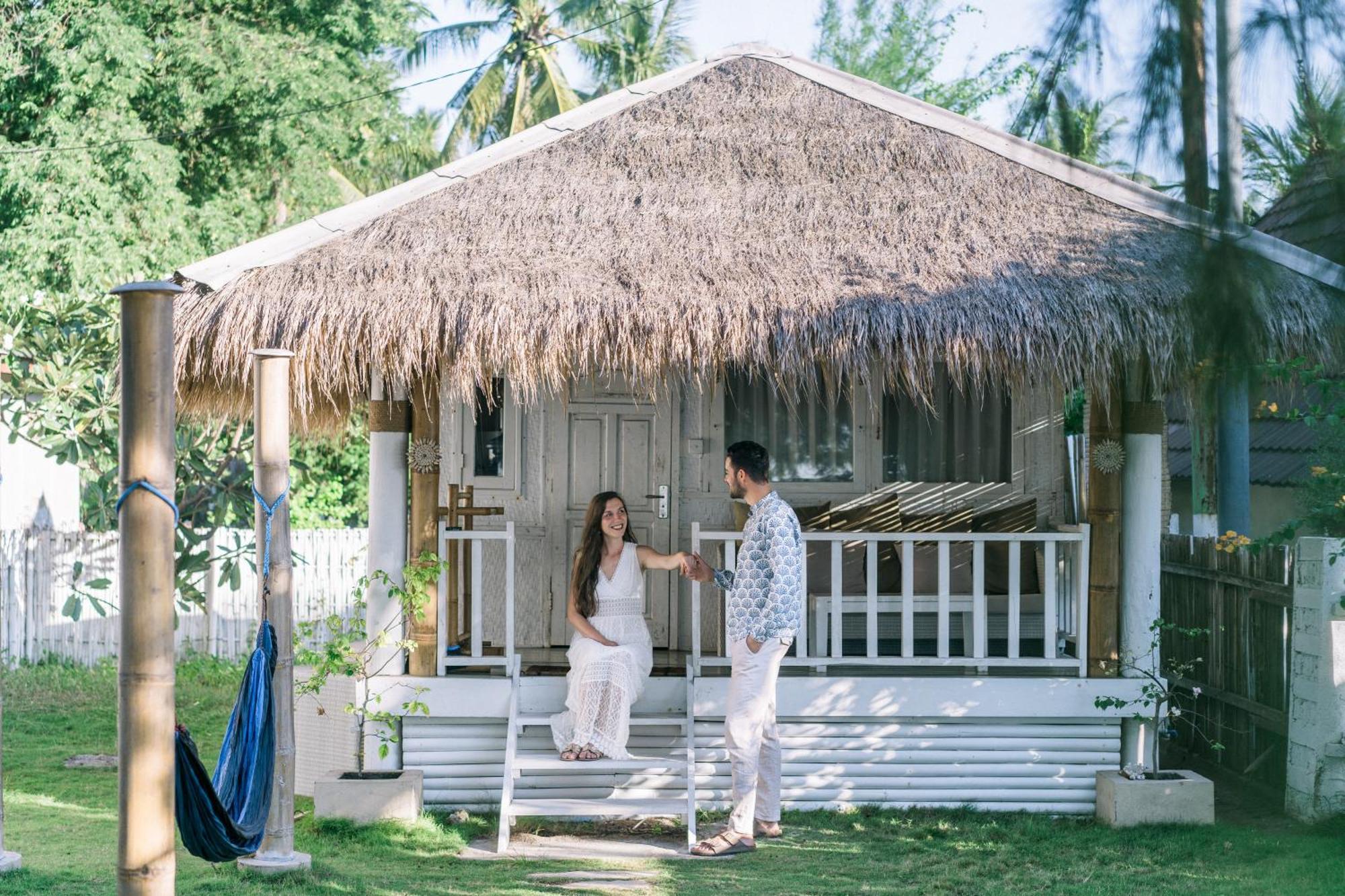 Seaside Cottage, Gili Air Exterior photo